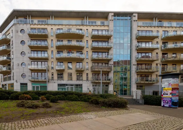 Apartment Wyspa Slodowa Serenity By Bookinghost Wroclaw